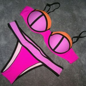 🎀Hot pink Street Gear Swim Suit🎀